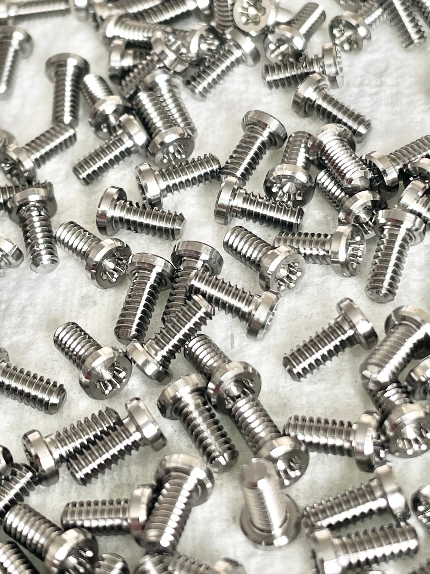 4-40 SCREWS